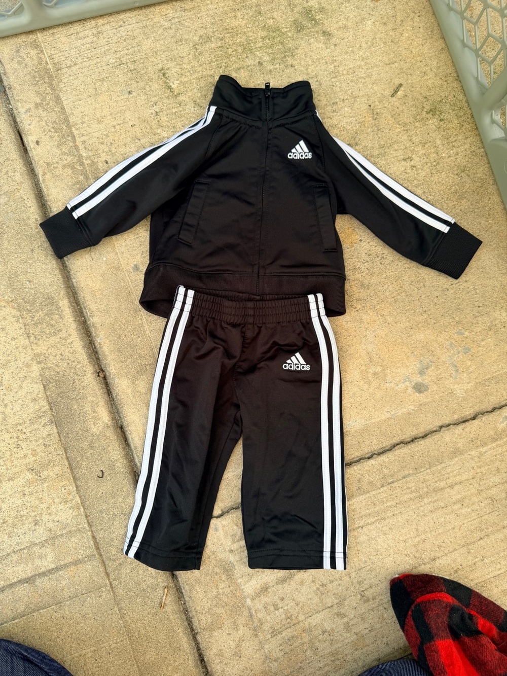 Adidas Baby Black 2-Piece Track Jacket and Pants Set 6 months